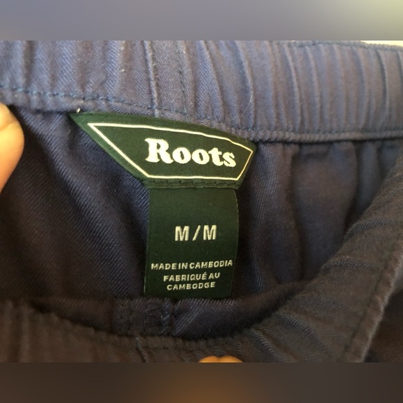 ♦️Roots | Navy Blue Shorts - Picture 2 of 3